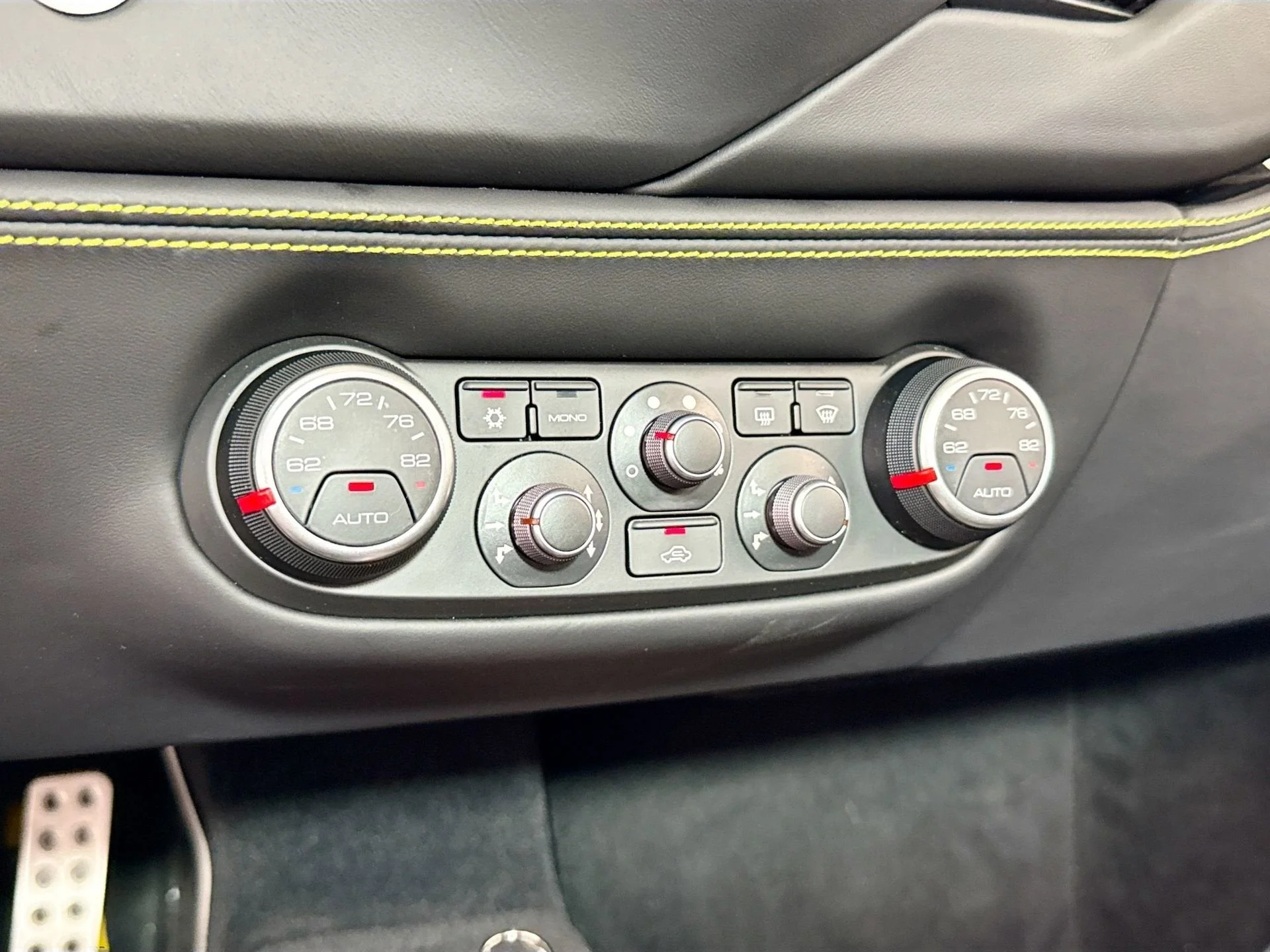 2018 Ferrari 488 GTB Base - Photo 12