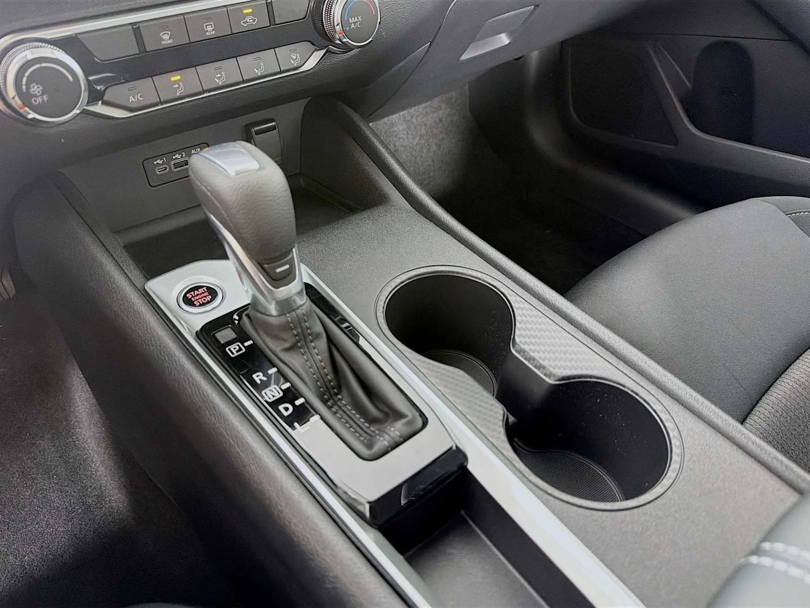 Certified Used 2025 Glacier White Nissan SV image 14