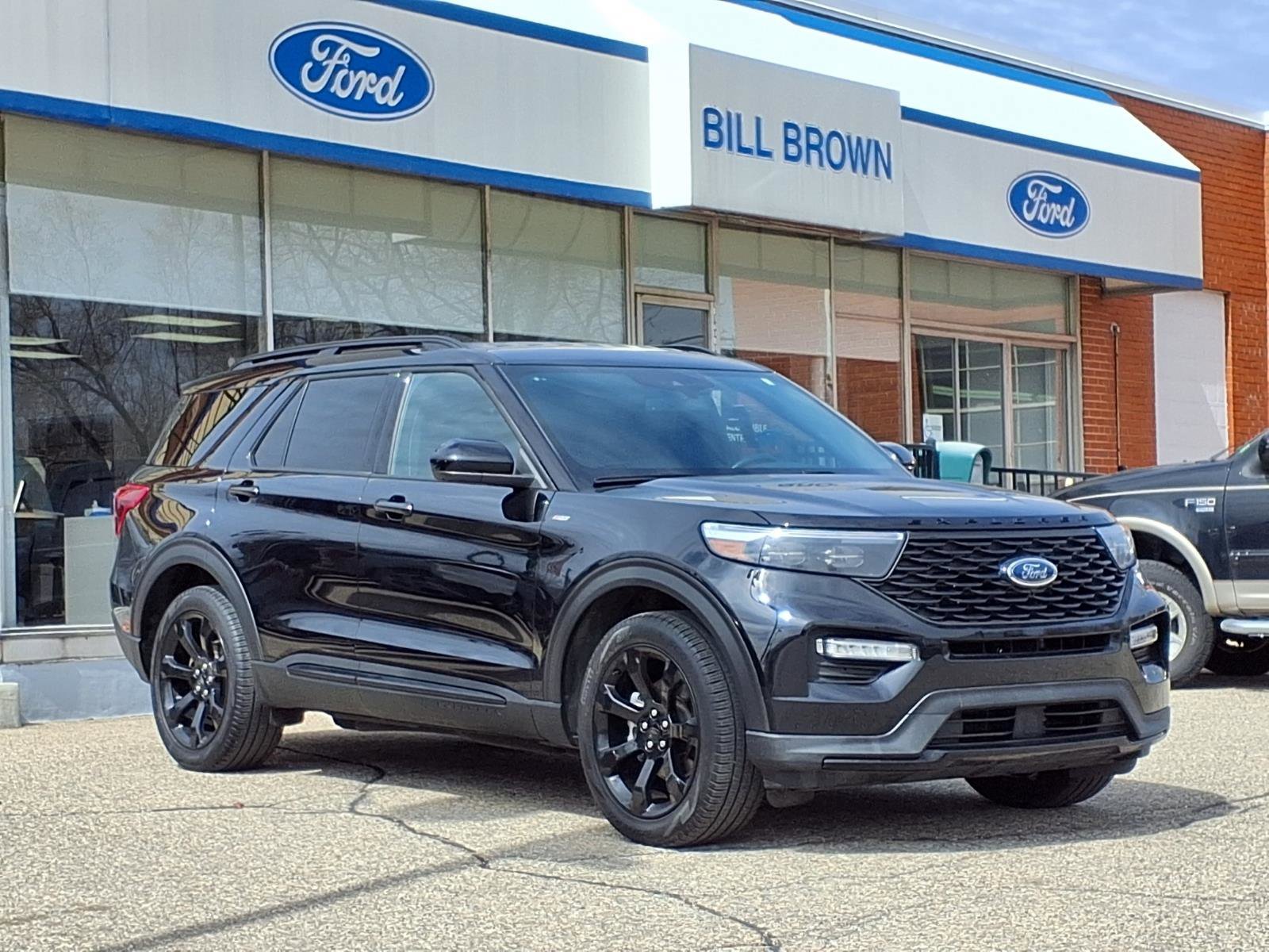 2023 Ford Explorer ST-LINE 4WD's photo