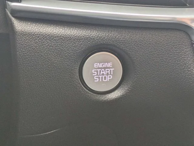 New 2026 Wolf Gray Kia S image 30