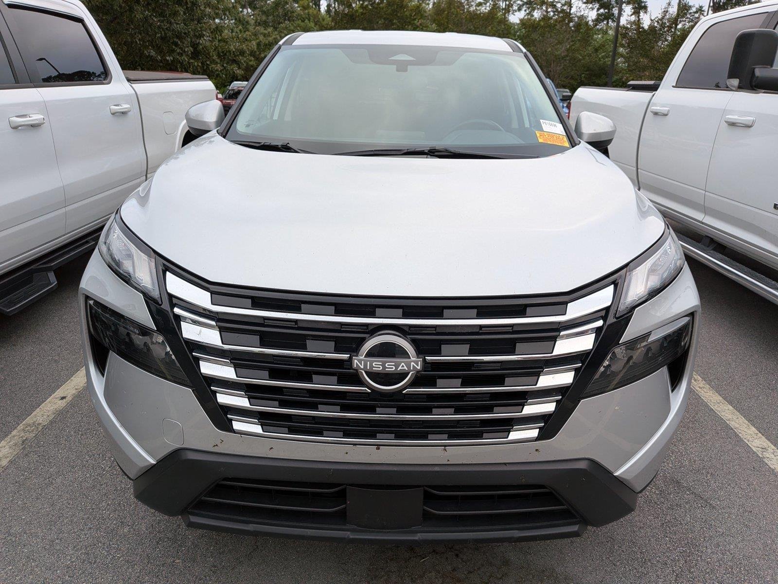 Used 2025 Brilliant Silver Metallic Nissan SV image 6