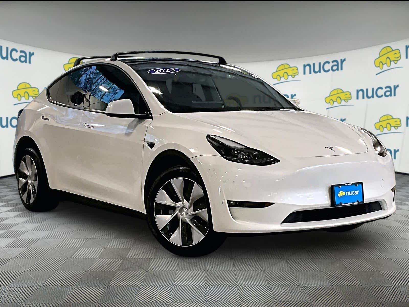 2023 Tesla Model Y Long Range Dual Motor All-Wheel Drive's photo