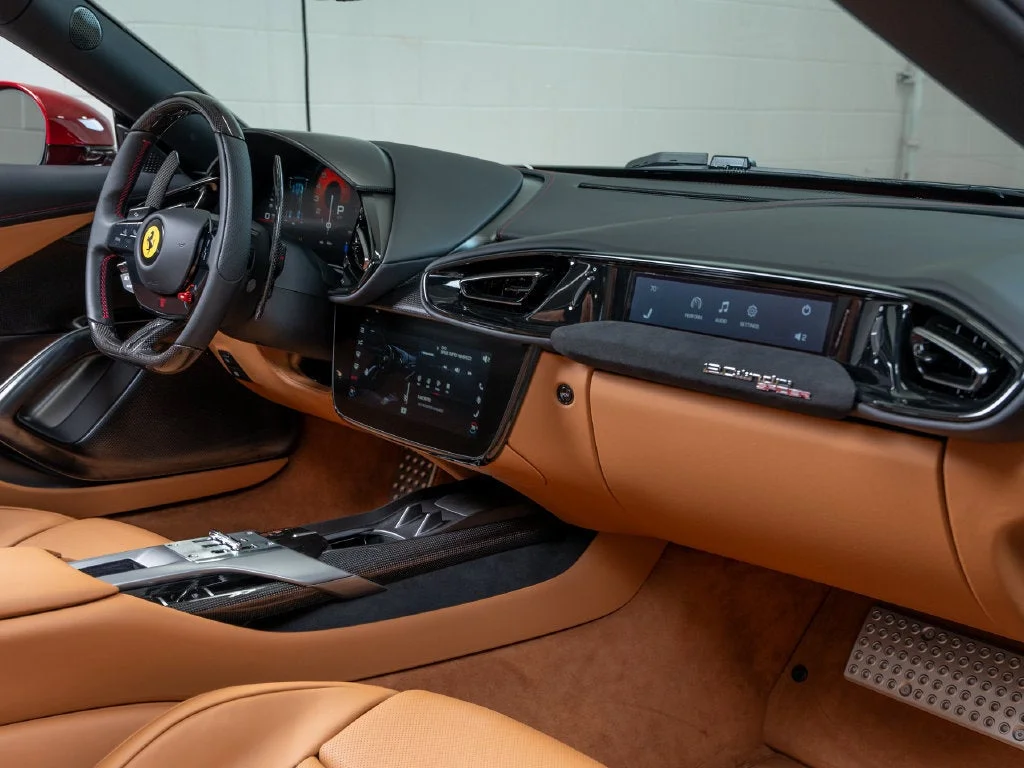 Used 2025 Rosso Mugello Ferrari Base image 21
