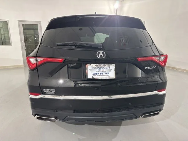 Used 2022 Black Acura Technology image 8