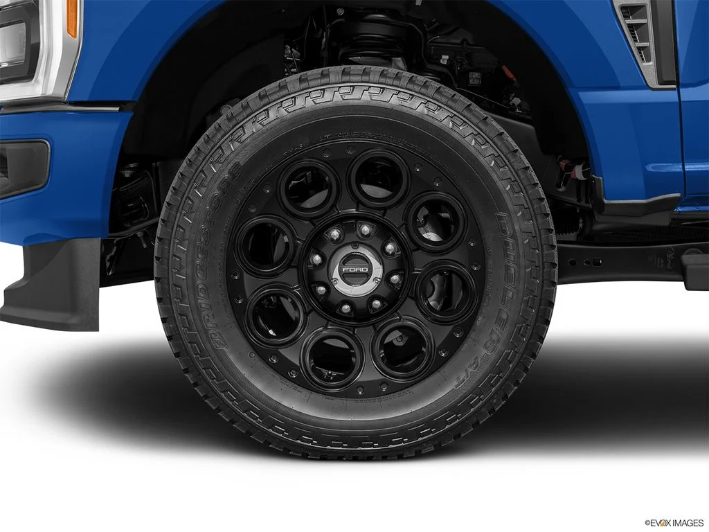New 2026 Star White Metallic Tri-Coat Ford F-350® Platinum® image 6