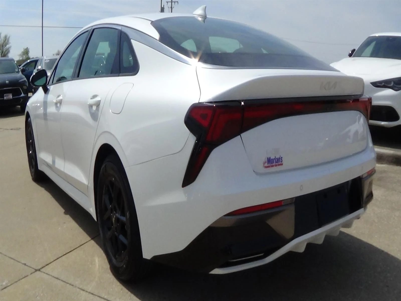 Used 2025 Snow White Pearl (swp) Kia LXS image 8
