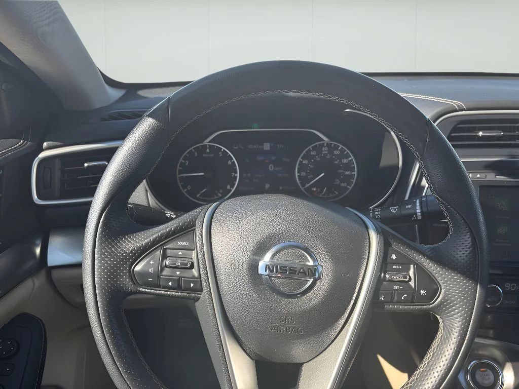 Used 2021 Deep Blue Pearl Nissan SV image 22
