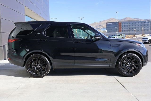 Certified Used 2025 Santorini Black Metallic Land Rover S image 4