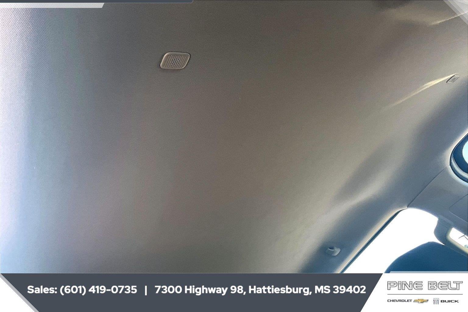 Used 2023 White Toyota SR5 image 17