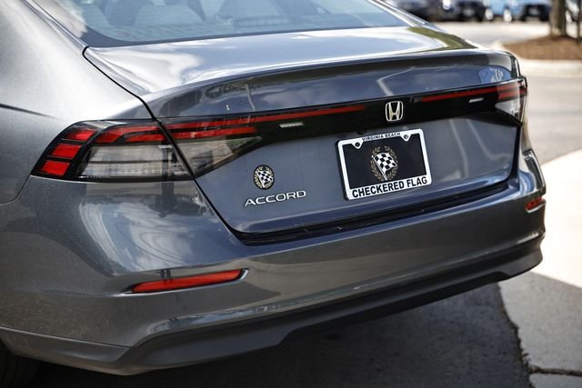 Used 2023 Meteorite Gray Metallic Honda EX image 9