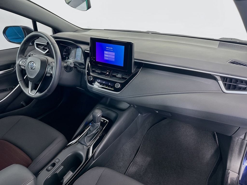 Used 2024  Toyota SE image 27