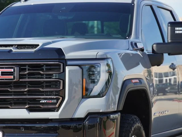 Used 2025 Gray GMC AT4X image 4