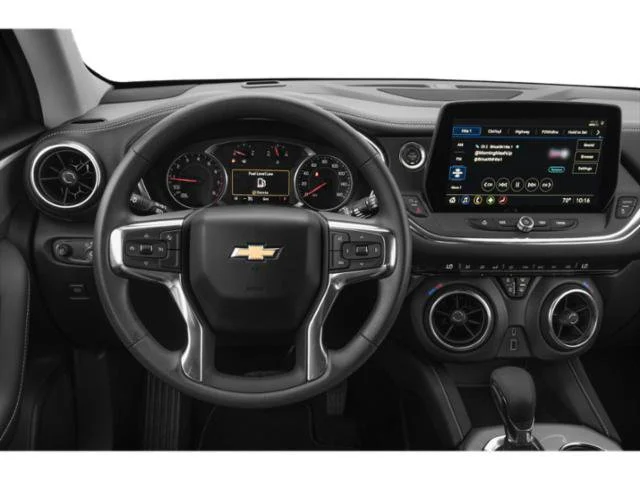 Used 2025 Summit White Chevrolet LT image 10