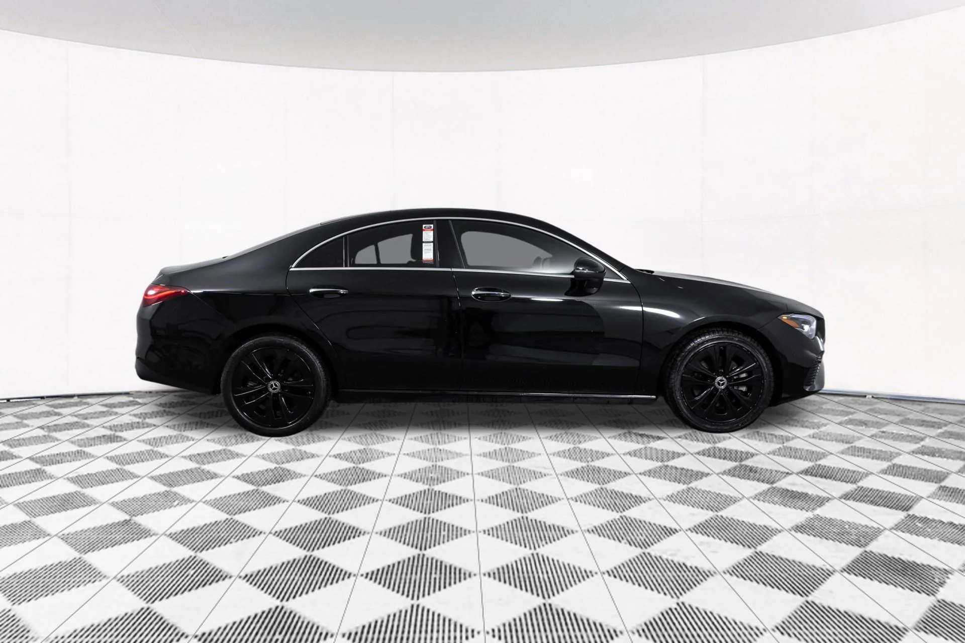 Used 2025 Black Mercedes-Benz 4MATIC® image 19