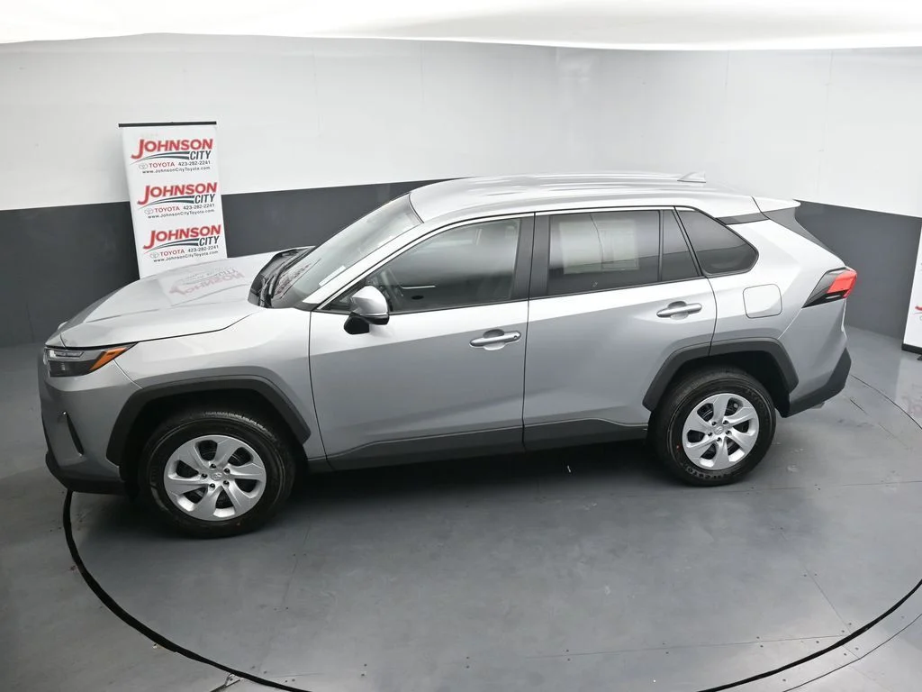 Used 2025 Silver Toyota LE image 27