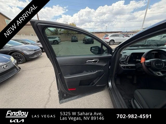 Certified Used 2024 Gray Kia LX image 9