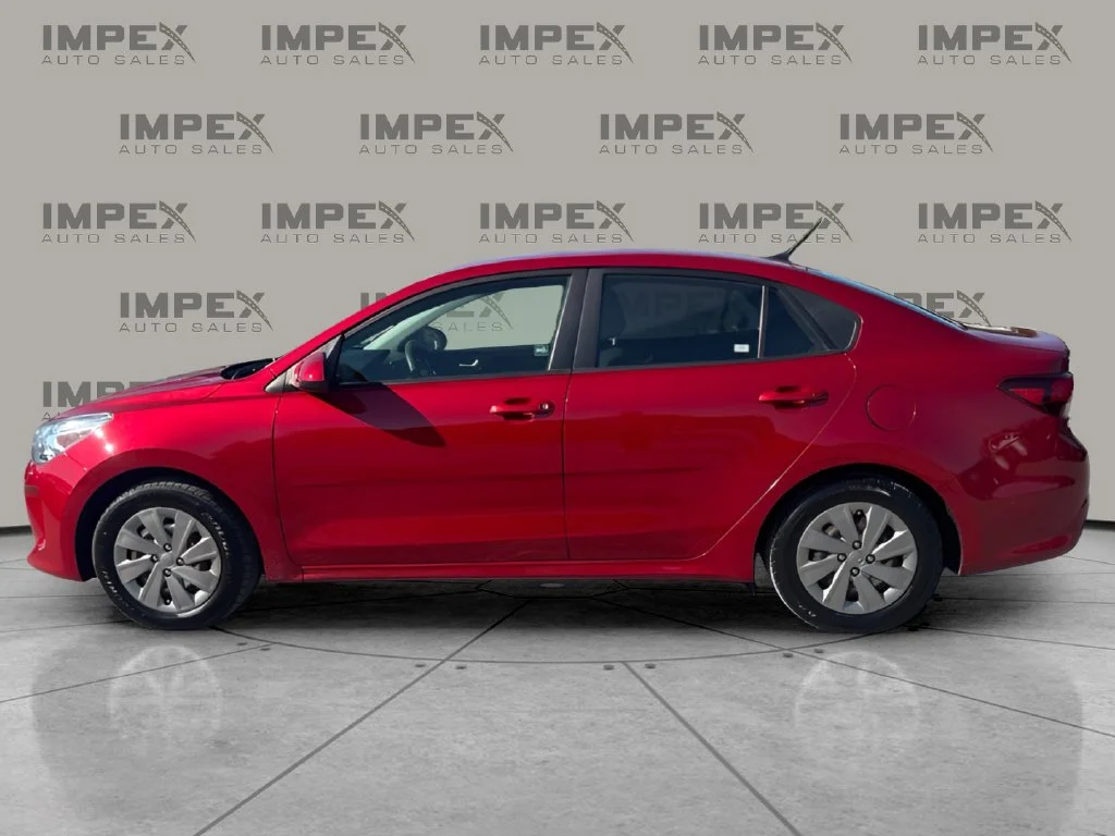 Used 2019 Red Kia S image 2