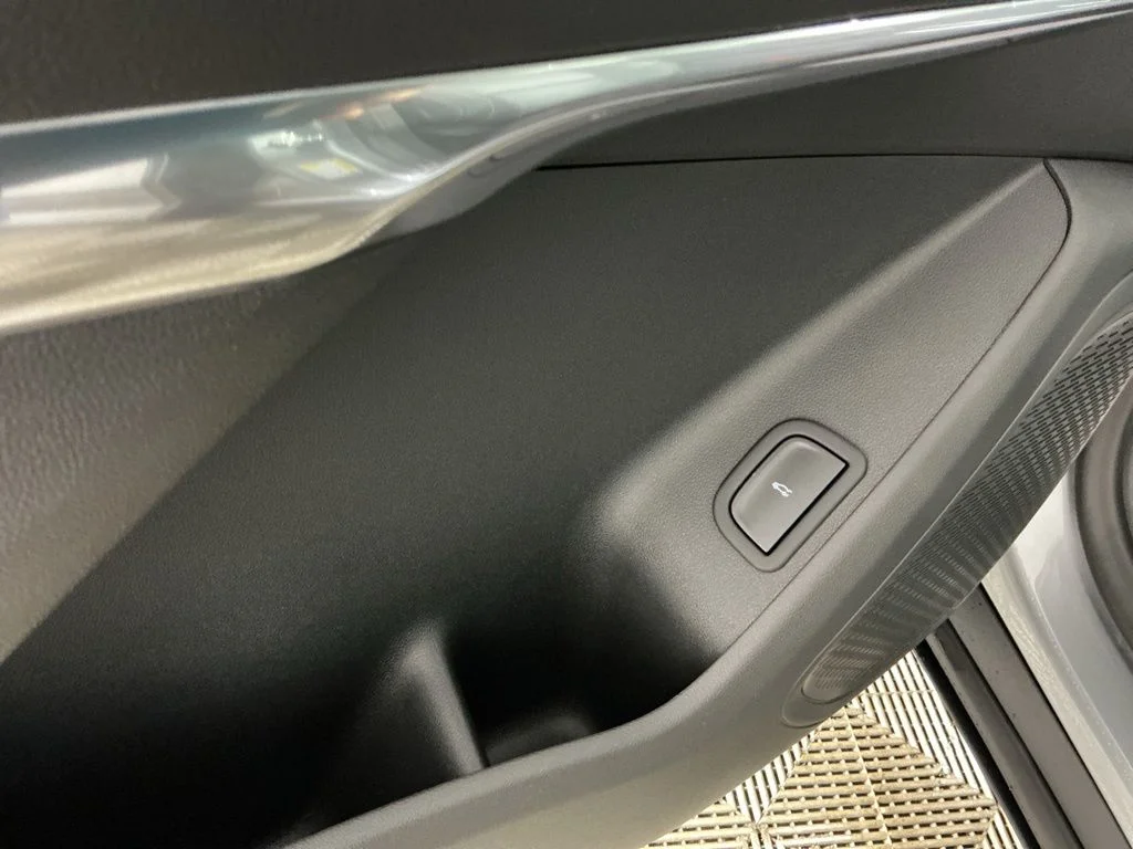 New 2027 Gray Chevrolet LT image 7
