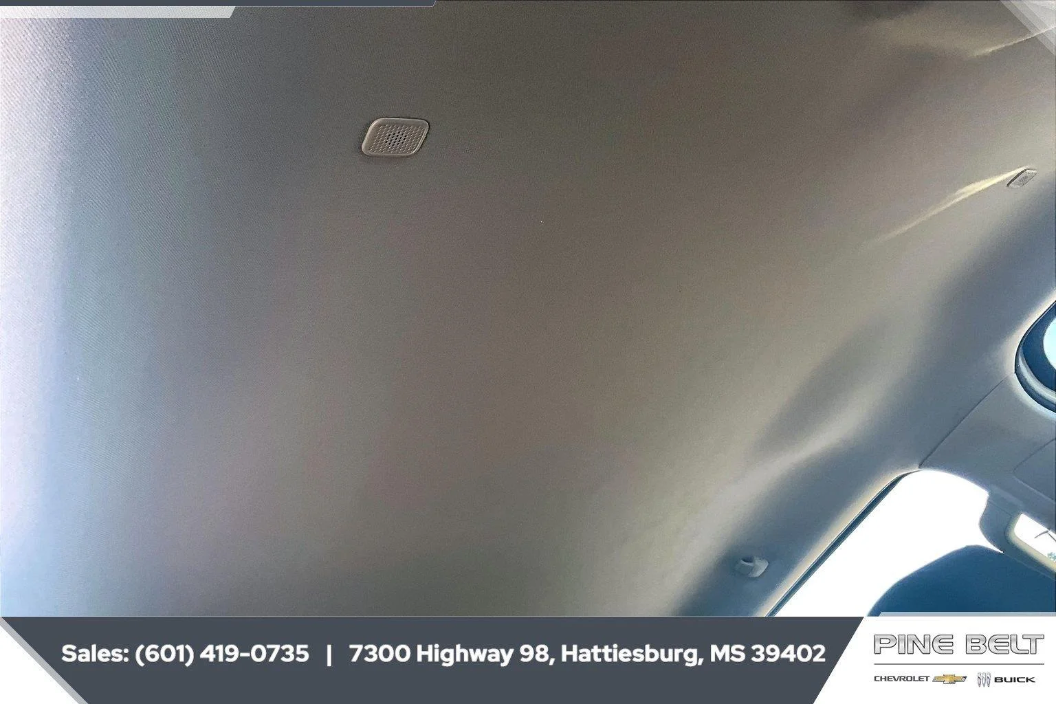 Used 2023 Ice Cap Toyota SR5 image 17