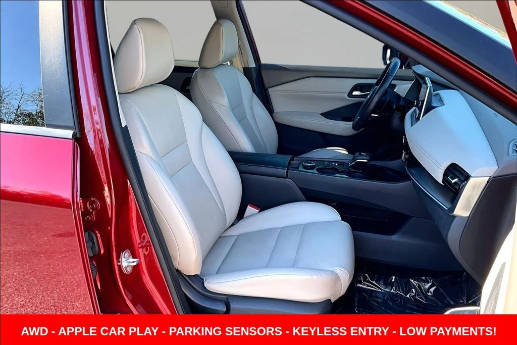 Used 2023 Red Nissan SV image 35