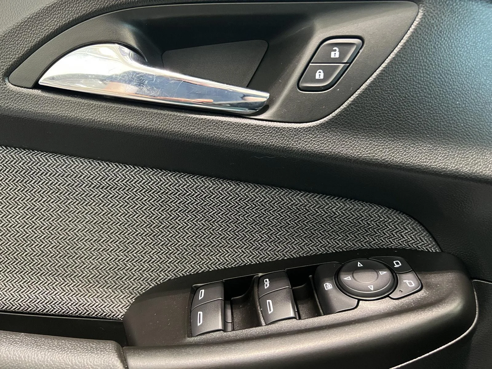 Used 2022 Satin Steel Metallic Chevrolet LT image 15
