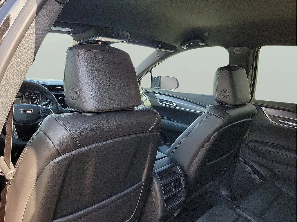 2025 Cadillac XT5 Luxury - Photo 12