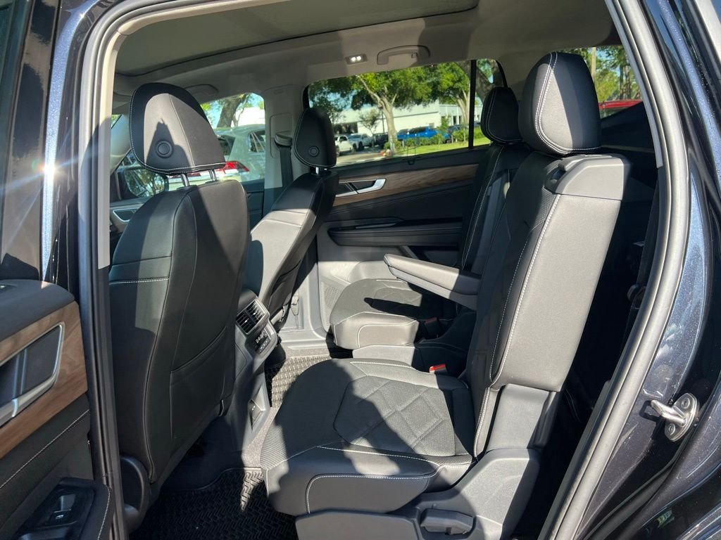 New 2026 Black Volkswagen SE w/Technology image 47