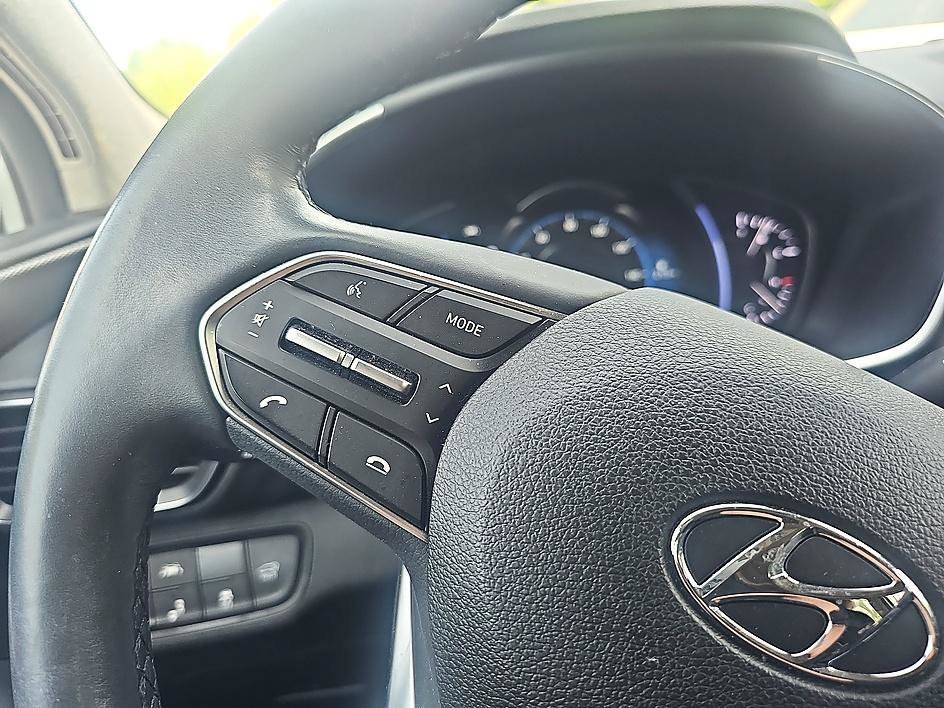 Used 2019 Quartz White Hyundai Ultimate image 22