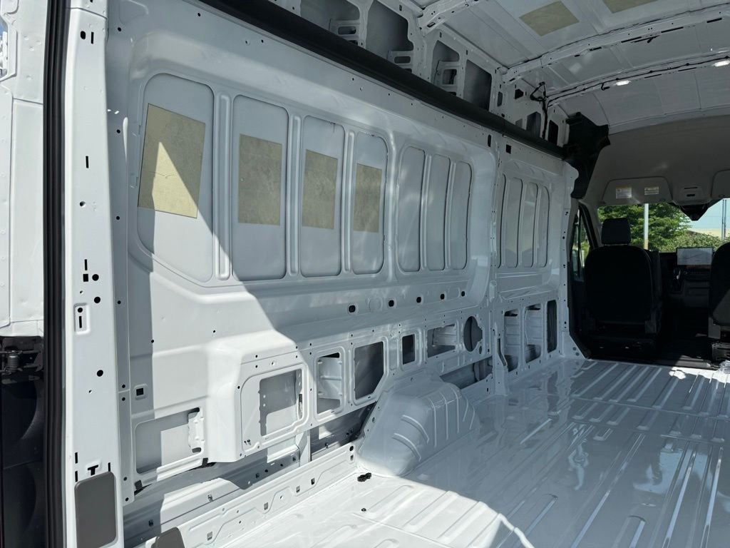 New 2026 Oxford White Ford Cargo Van image 50