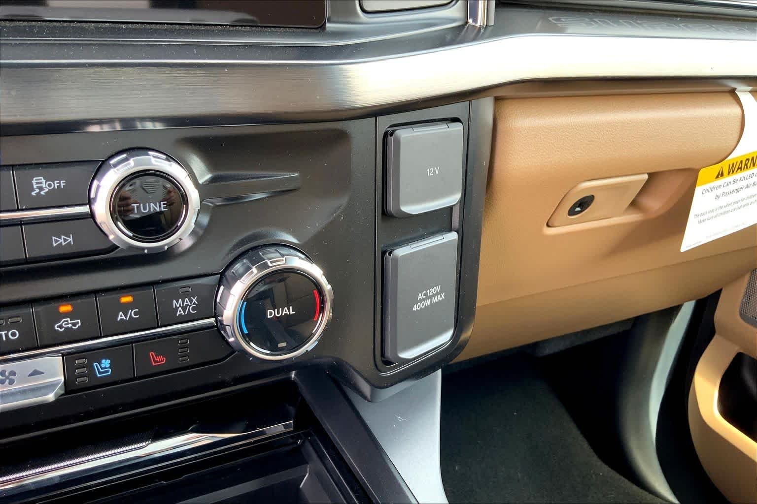New 2026 Star White Metallic Tri-Coat Ford F-250® Lariat® image 20