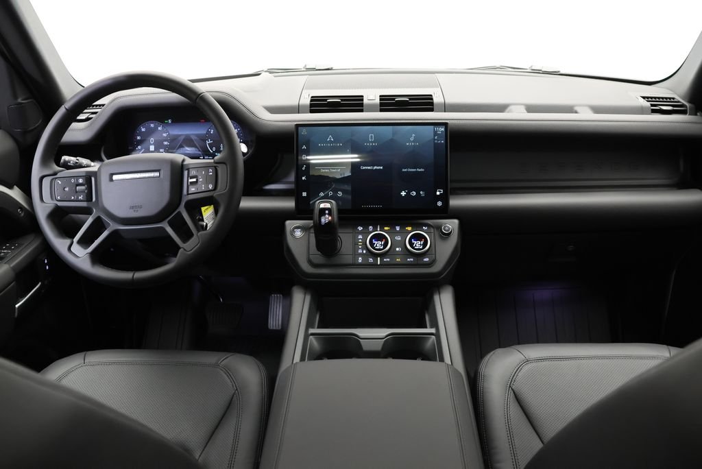 2026 Land Rover Defender X-Dynamic SE - Photo 15