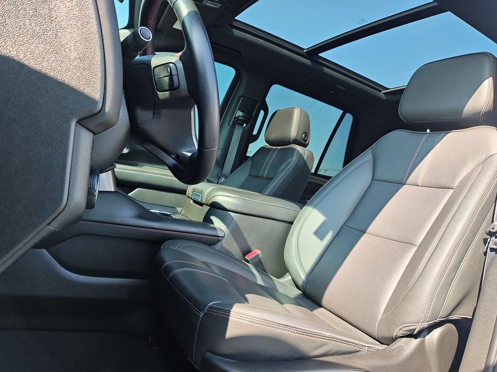Used 2023 White Chevrolet RST image 13