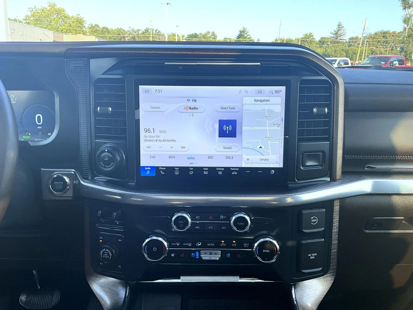 Used 2025 White Ford King Ranch image 16