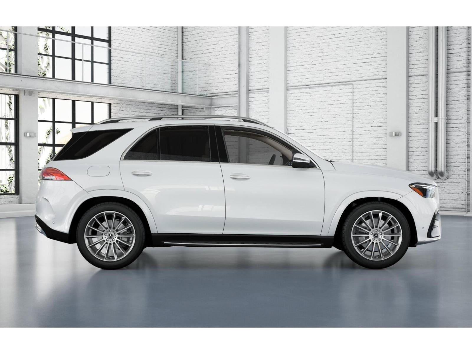 New 2026 MANUFAKTUR Moonlight White Metallic Mercedes-Benz GLE 350 image 2
