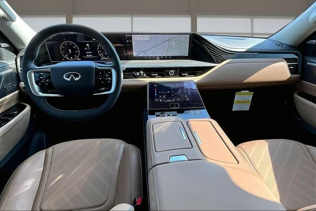 New 2027 Silver INFINITI LUXE image 16