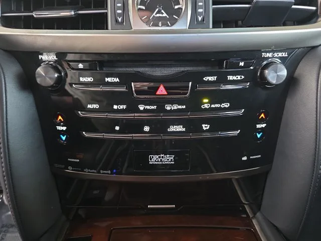 Used 2018 Onyx Black Lexus 570 image 26