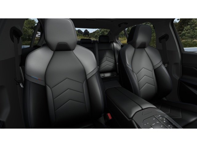 New 2027 Dark Graphite Metallic BMW 550e image 11