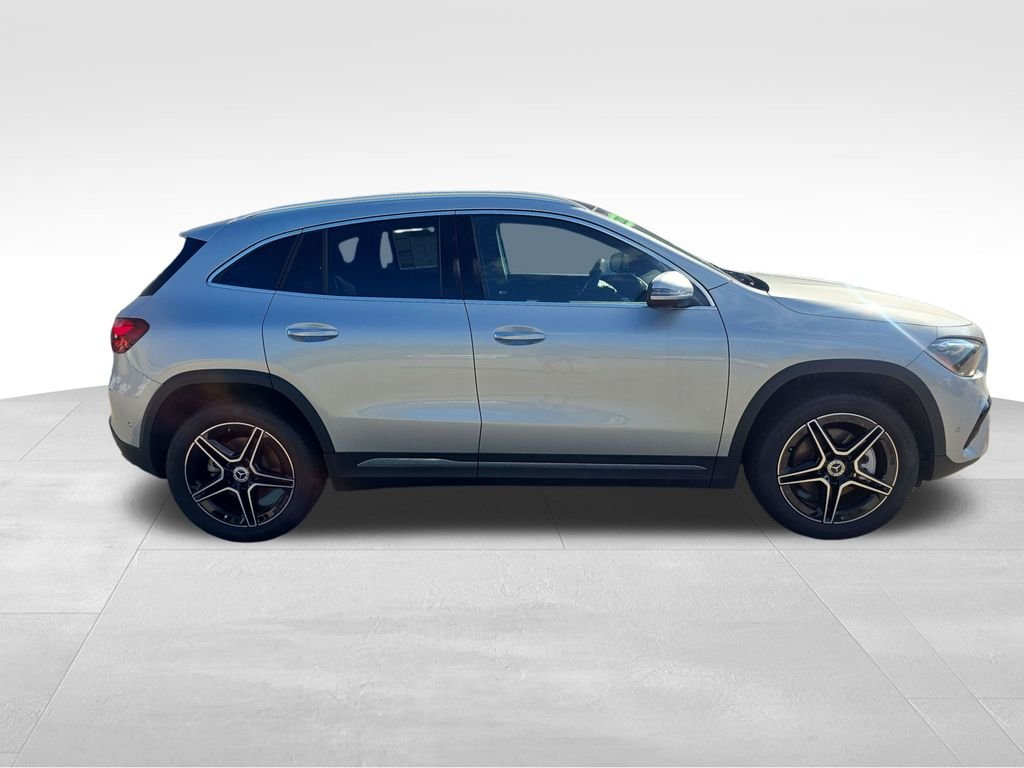 Used 2026 Silver Mercedes-Benz GLA 250 image 6