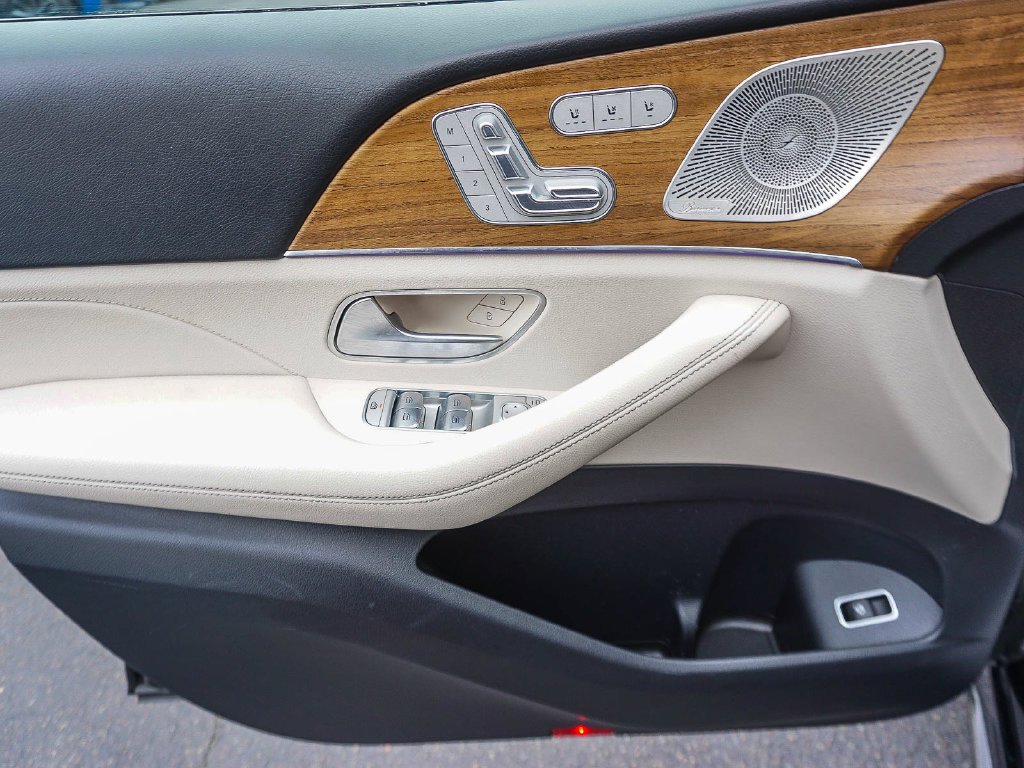 Used 2024 Black Mercedes-Benz GLE 350 image 18