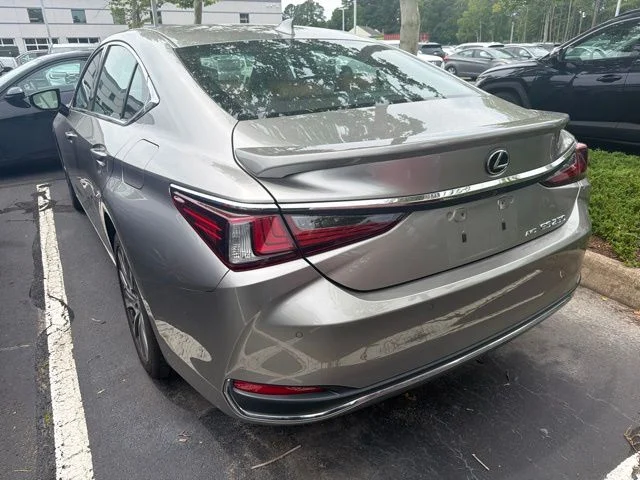 Used 2021 Silver Lexus 250 image 4