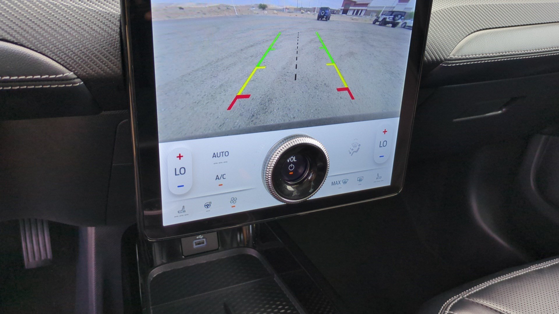 Used 2022 Gray Metallic Ford Premium image 24