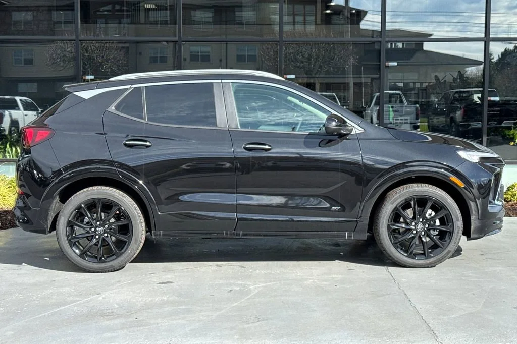 2026 Buick Encore GX Sport Touring - Photo 4