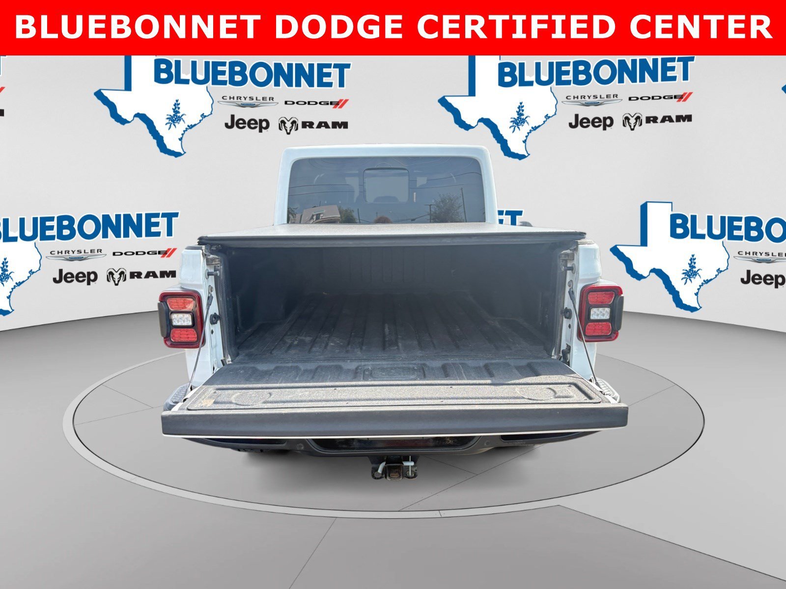 Used 2020 Bright White Clearcoat Jeep Mojave image 23