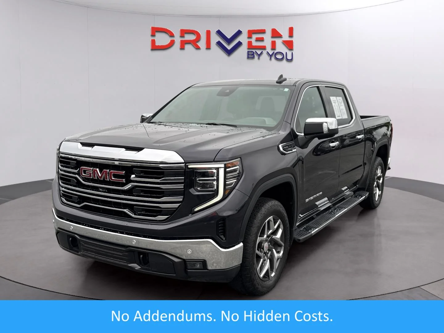 2024 GMC Sierra 4WD Crew Cab Short Box SLT's photo