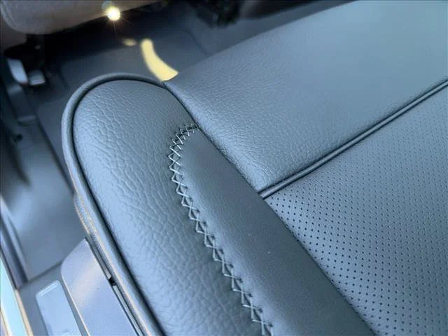 2026 GMC Yukon XL Denali - Photo 25