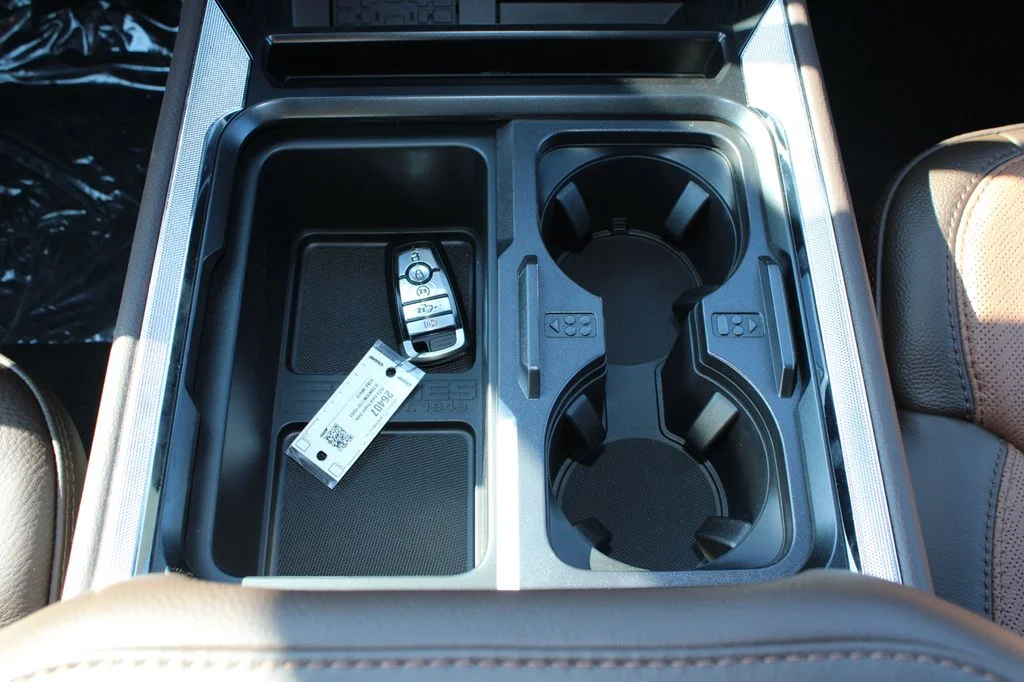 New 2026 Star White Metallic Tri-Coat Ford F-350® King Ranch® image 41