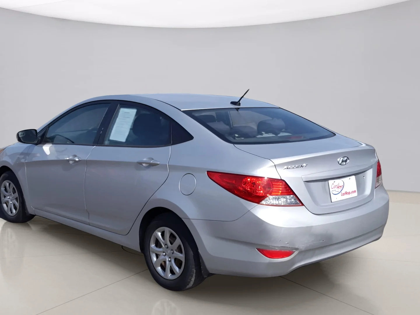 Used 2014 Silver Hyundai GLS image 8