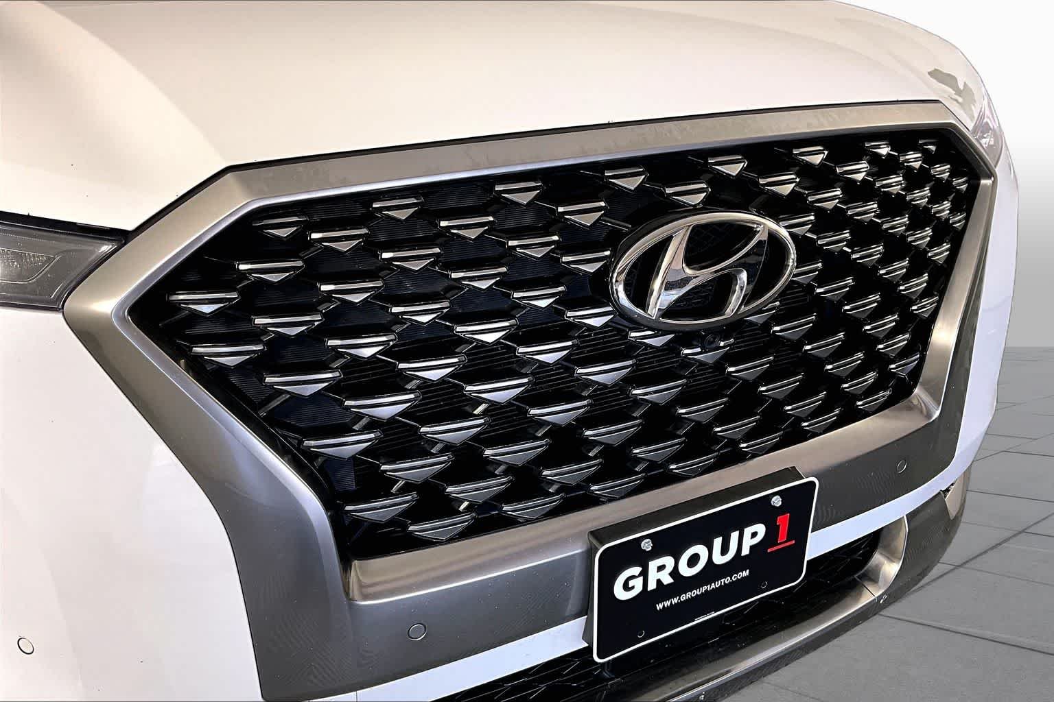 Used 2022 Hyper White Hyundai Calligraphy image 30