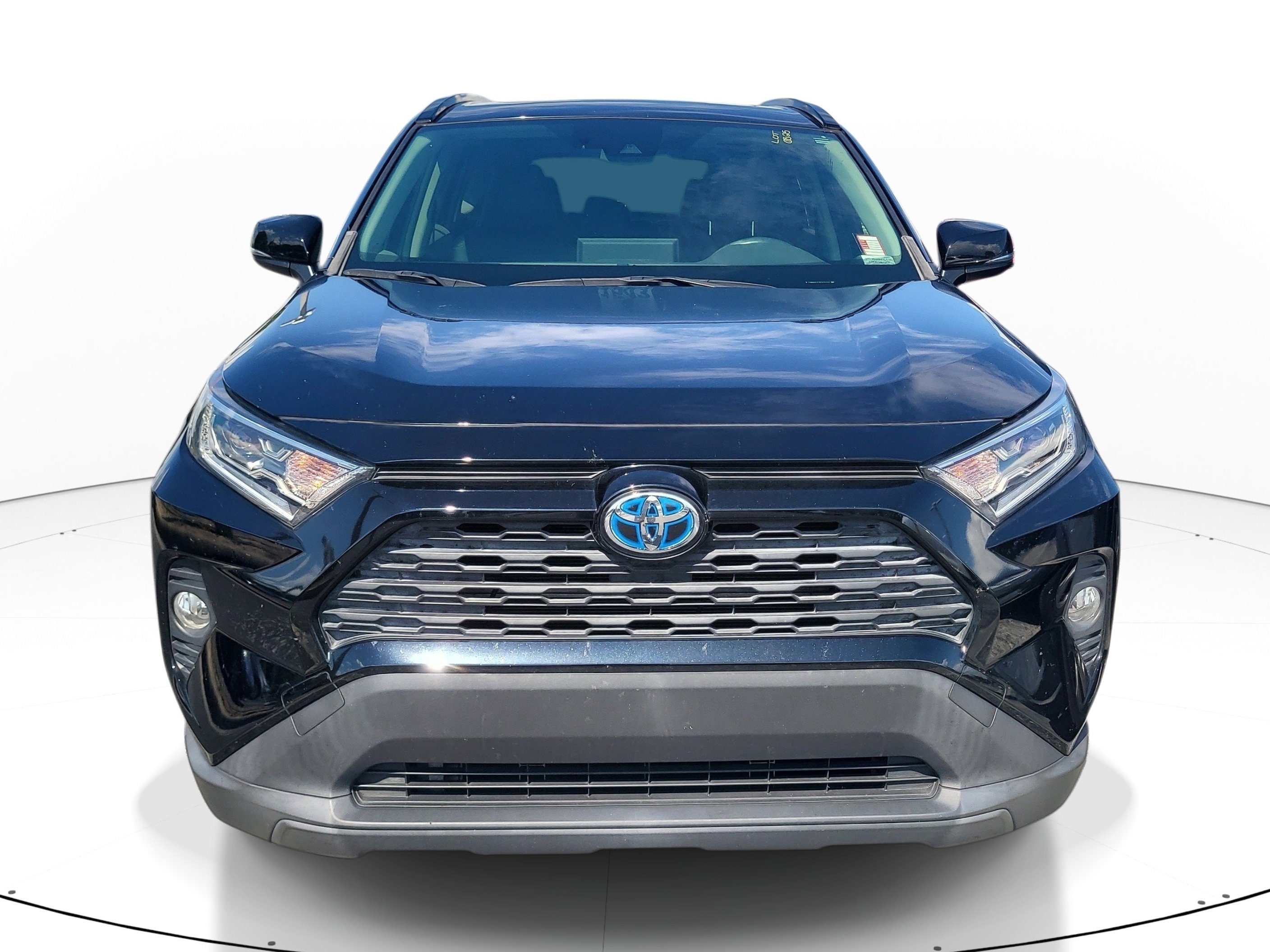 Used 2021 Midnight Black Metallic Toyota Hybrid XLE image 2