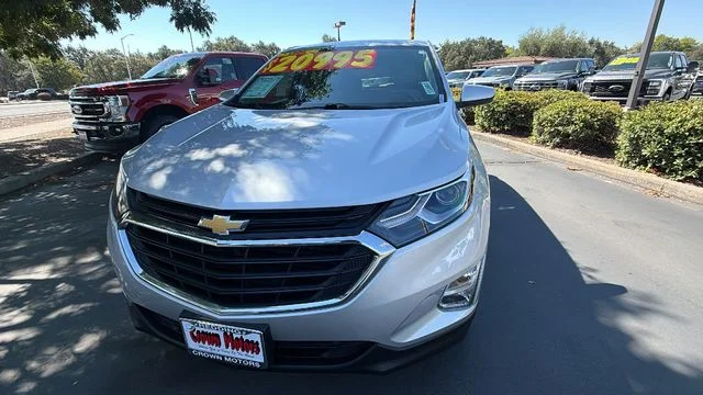 Used 2021 Silver Ice Metallic Chevrolet LT image 8